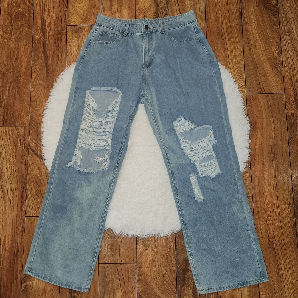 High Waisted Light Blue Jeans